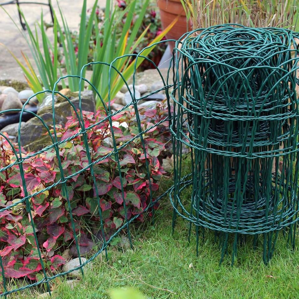 image 1 of Garden Border Fence Lawn Edging Green PVC Coated Wire Edge Fencing 10m (Height 400mm)