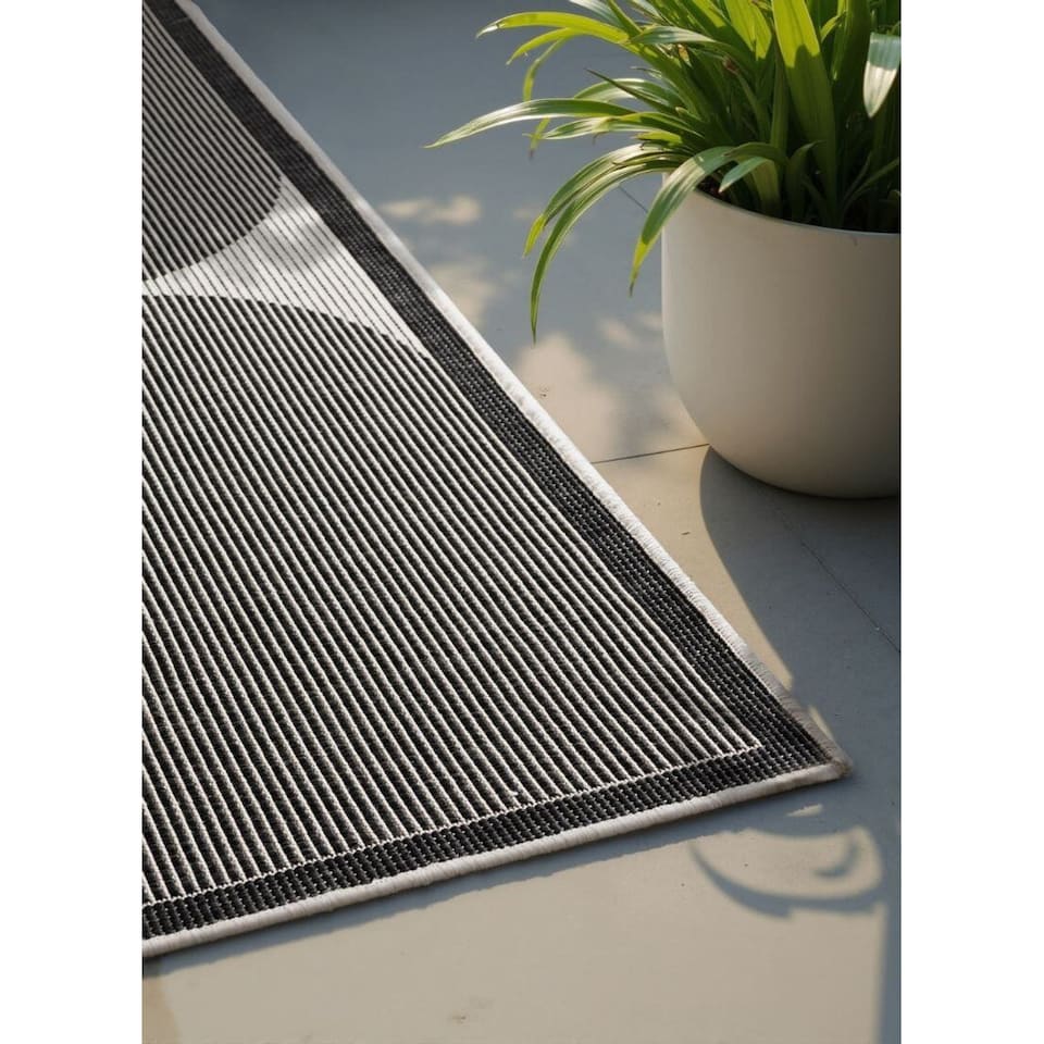 image 1 of The Rugs Reversible Weatherproof Indoor Outdoor Rug Polypropylene Durable