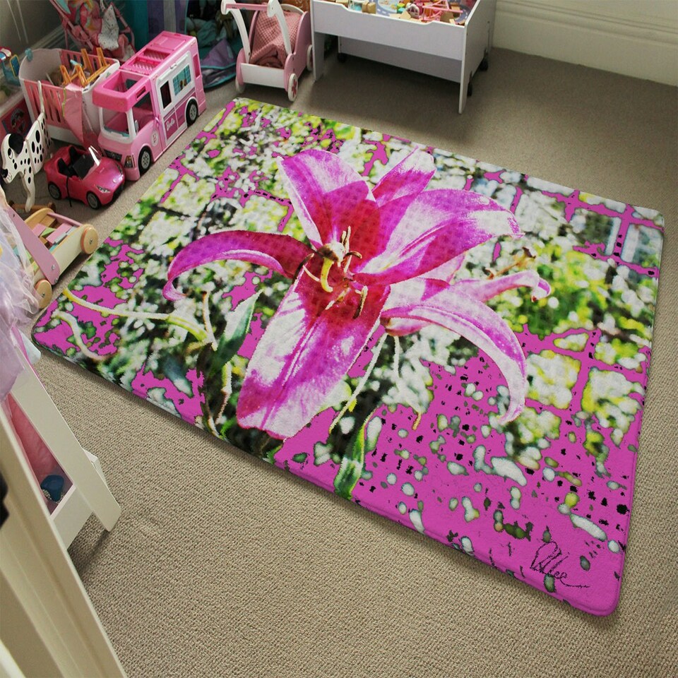 image 1 of Pink flower (Rug) Pink | Medium: 80x150cm