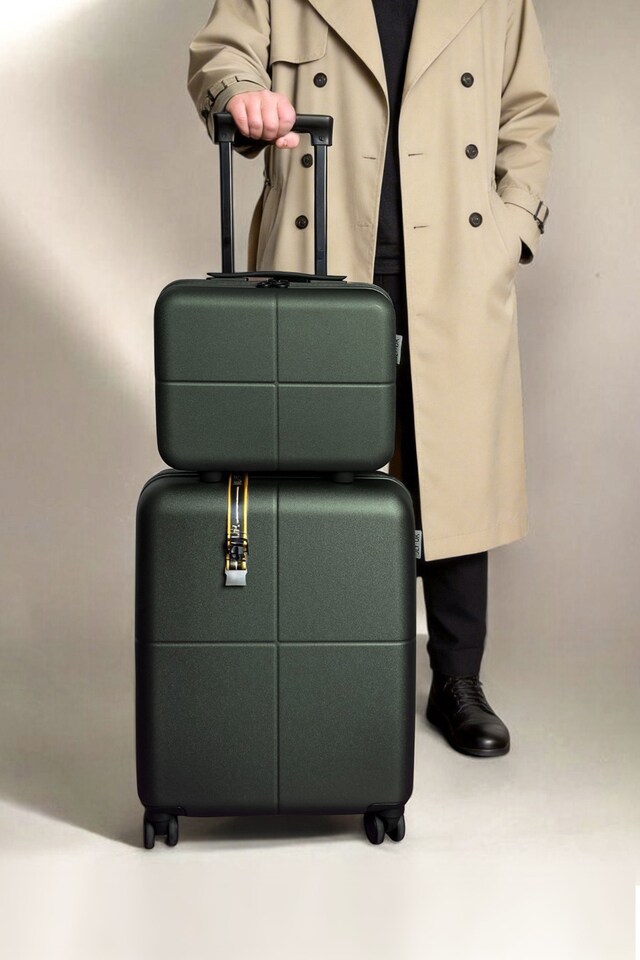 image 1 of 4 Pieces Premium Suitcase Set | Vanity + Cabin + Expandable Check-In