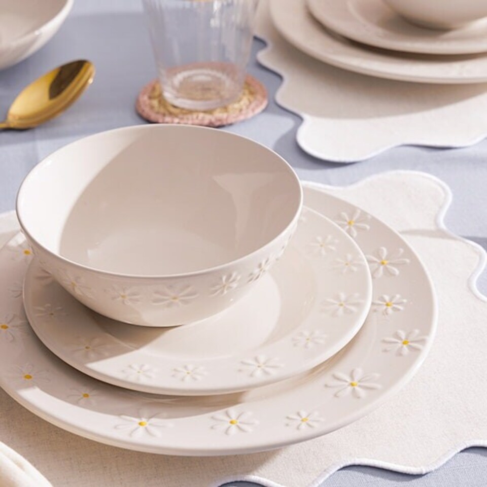 image 1 of Price & Kensington Daisy Cereal Bowl 16.5cm | White