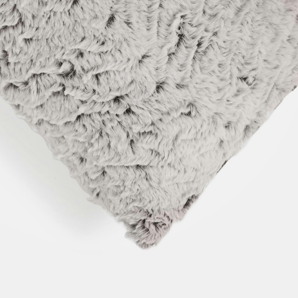 image 1 of OHS 2 x Two Tone Faux Fur Plush Cushion Covers, 45x45cm - Natural