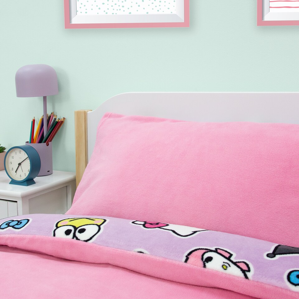 image 1 of Hello Kitty Chill Single Fleece Duvet Cover