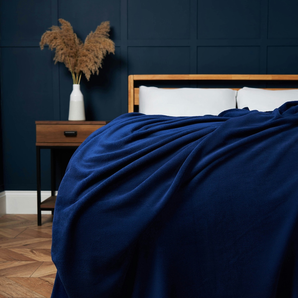 image 1 of BHS Microfleece Throw, Navy