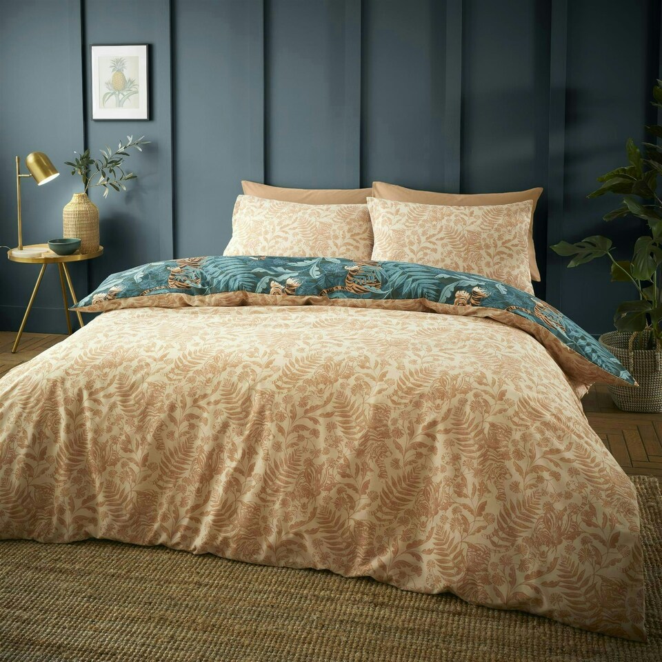 image 1 of Catherine Lansfield Tropic Tiger Green Duvet Cover Set Green | King