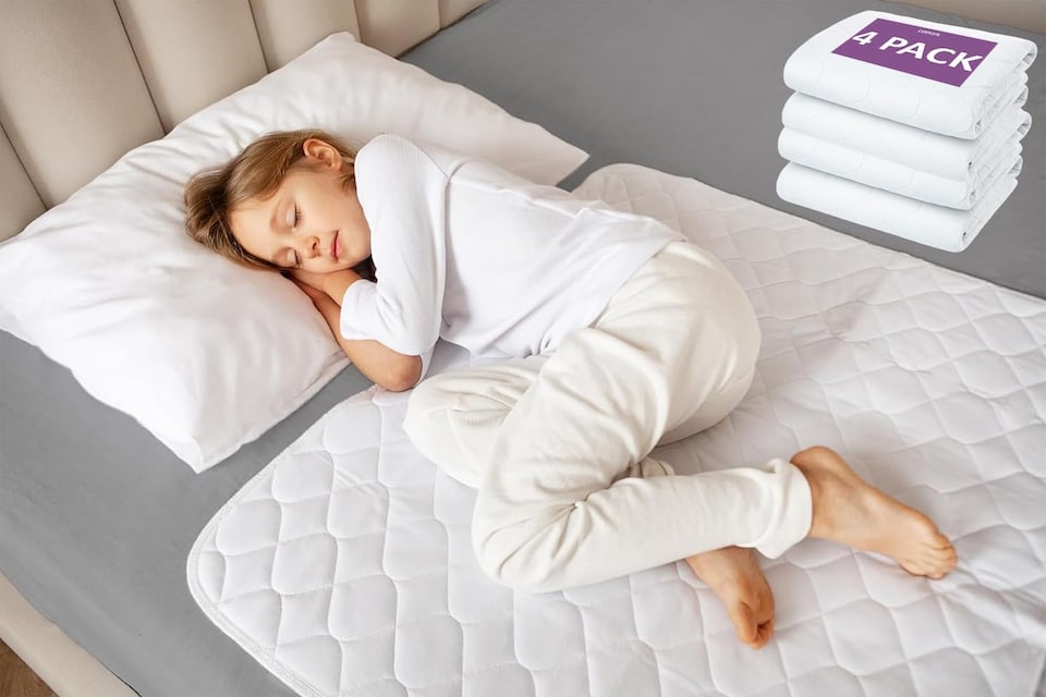 image 1 of Lynmark 4x Toddler Potty Training Bed Pads, Absorbs Up to 1000ml, 85x70cm | White | 4 pack | 4