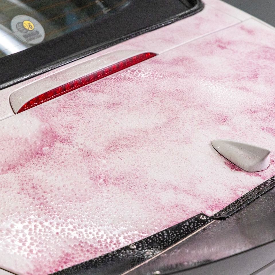 image 1 of Meguiar's Ultimate Iron Remover Deep Clean 710ml G250524EU