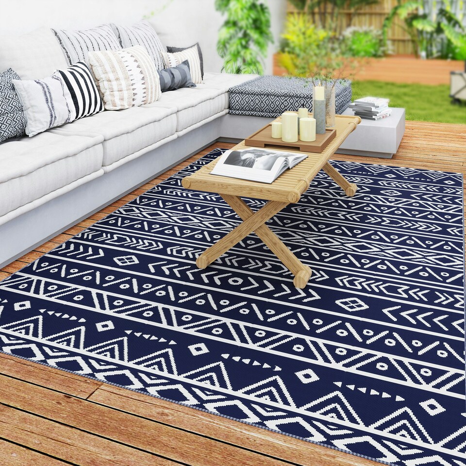 image 1 of Outsunny 1.8 x 2.7m Reversible Outdoor RV Rug, Geometric, Blue and White Blue | Blue and White Geometric