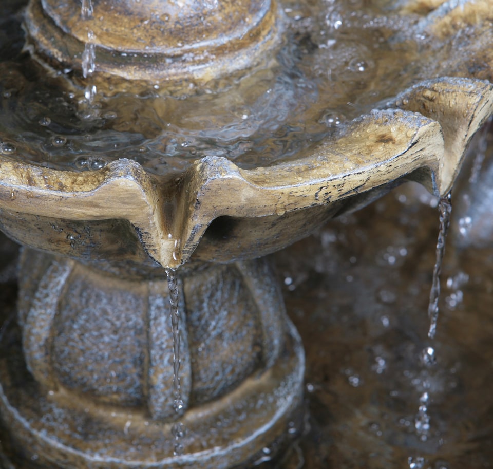 image 1 of Zuvan 2-Tier Classical Ornamental Pineapple Regal Water Feature Fountain 100cm