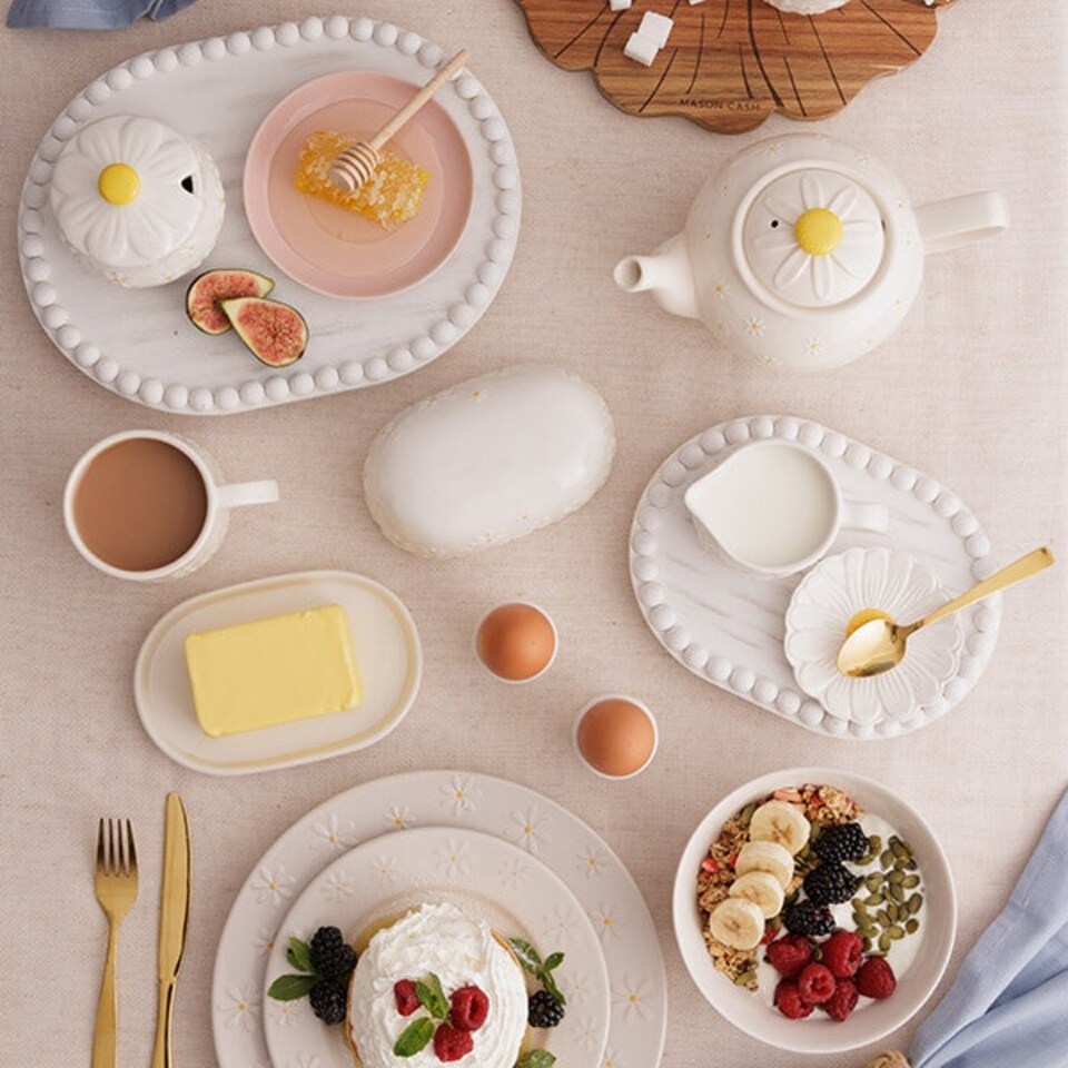 image 1 of Price & Kensington Daisy Mug 360ml White