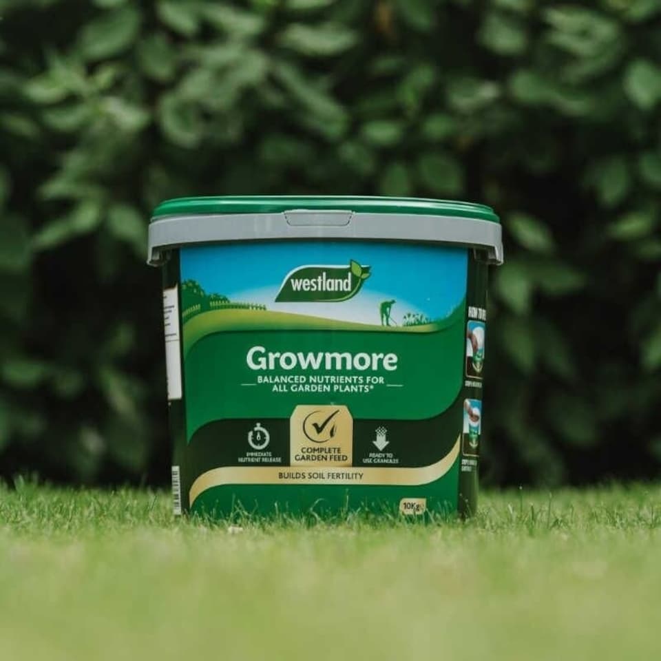 image 1 of Westland Growmore Fertiliser