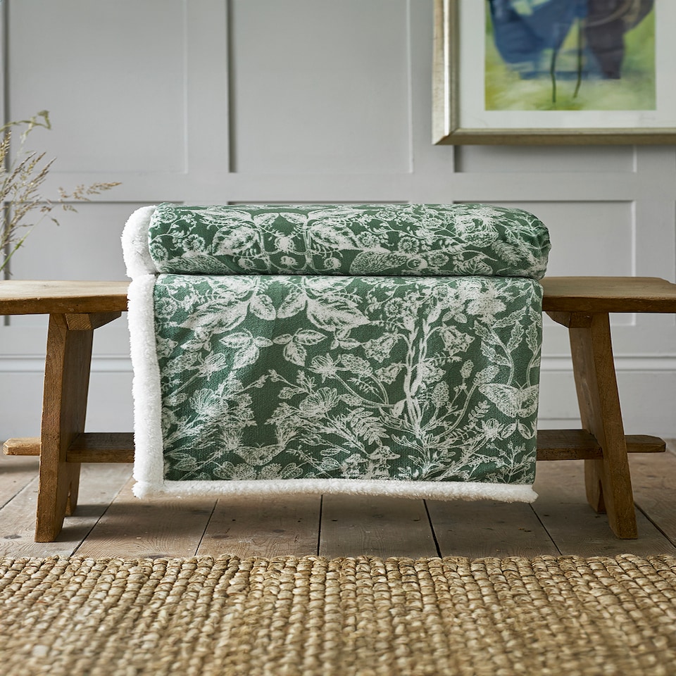 image 1 of Secret Garden Green Luxury Sherpa Fleece Throw 140x180cm – Soft Plush Blanket | Green