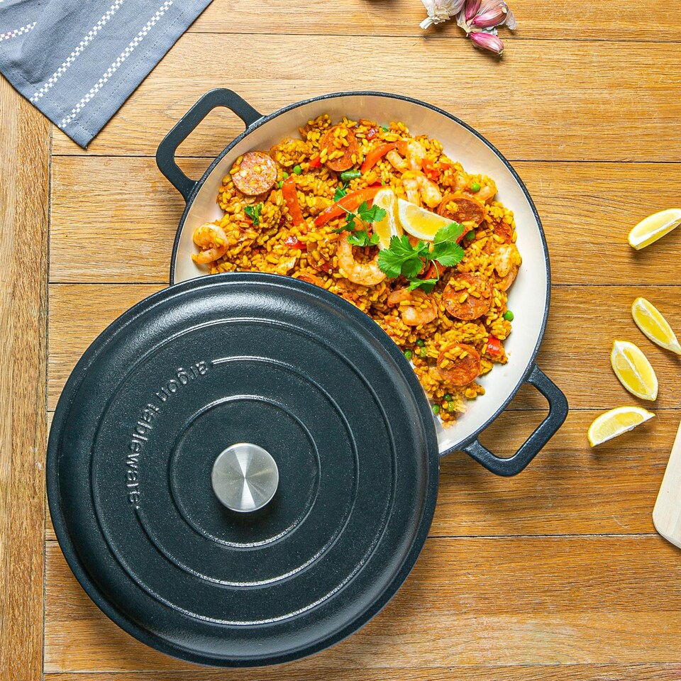 image 1 of Argon Tableware Cast Iron Shallow Casserole Dishes - Enameled Dutch Oven - Self-Basting Lid - Hob to Oven - 3.5 Litre - Matt Black - Pack of 2 | Black | Matt Black