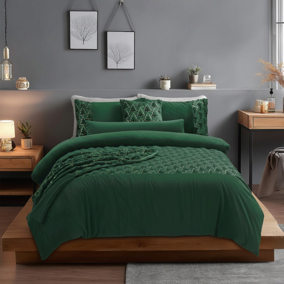 image 1 of Ultra Soft Teddy Duvet Cover Set Christmas Tree Cozy Fleece Bedding | Green | Single