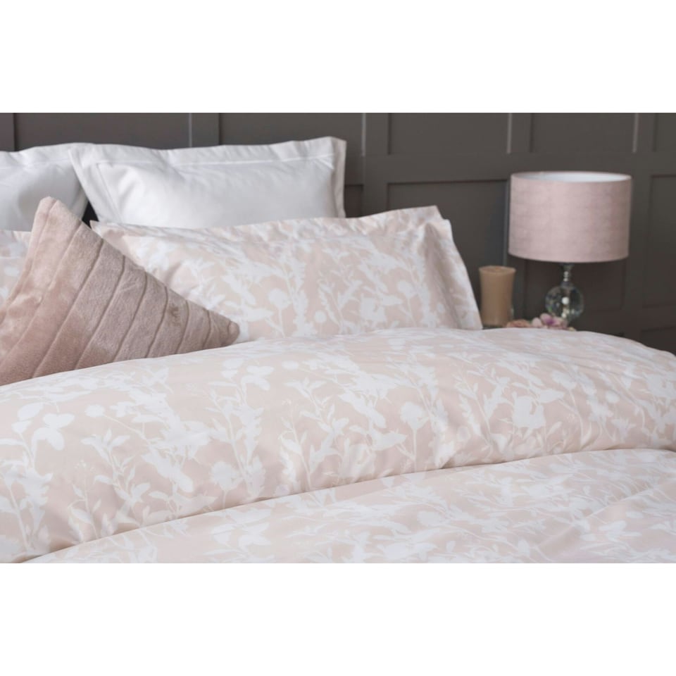 image 1 of Belledorm Rosie Duvet Cover Set - Pink - Superking