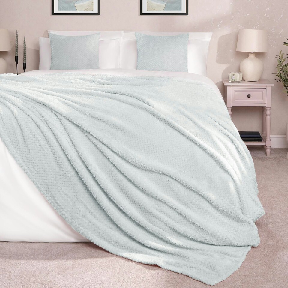 image 1 of OHS Luxury Waffle Mink Warm Blanket, 200x240cm - Duck Egg Blue