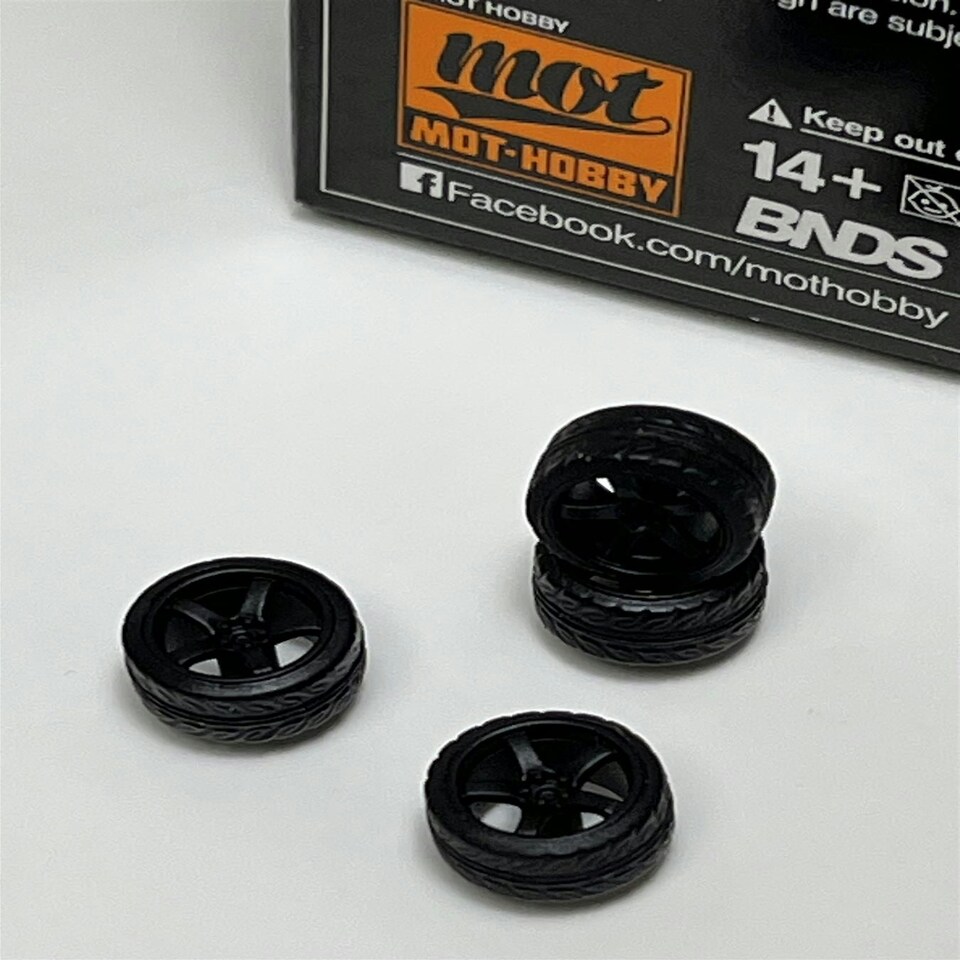 image 1 of BNDS Custom Wheel Parts Wheel and Tyre Set Flat Black 1:64 MOT Hobby BC26402SFB