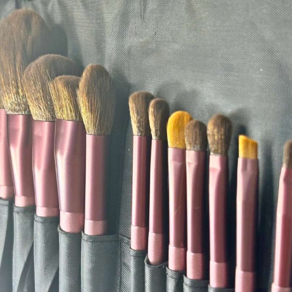 image 1 of TBS Luxury Makeup Brush Set 12 Pieces