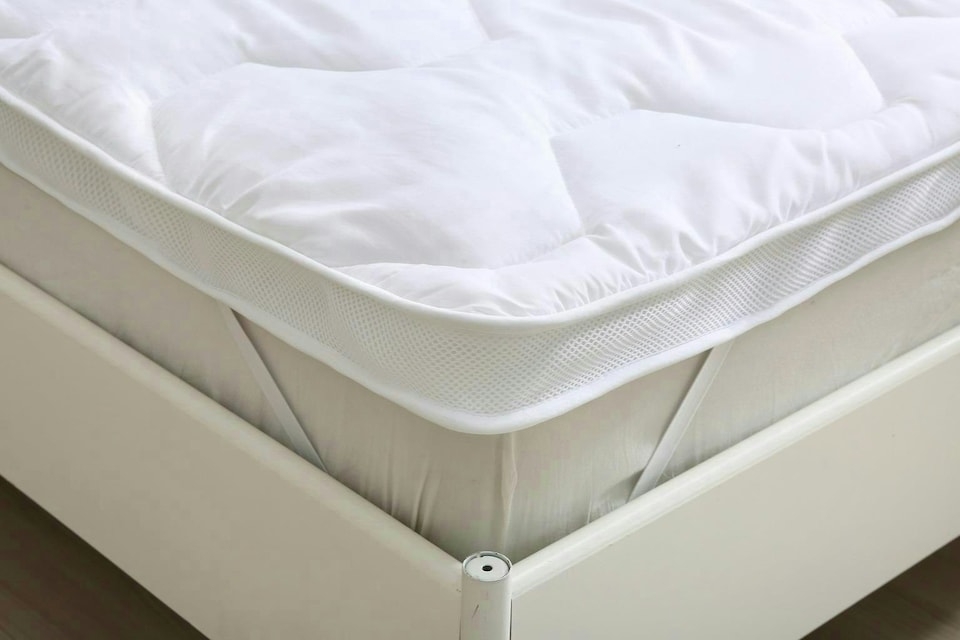 image 1 of Air Flow Mattress Topper Super King
