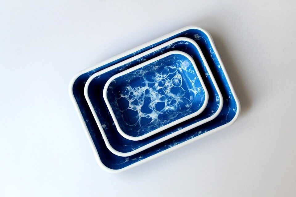 image 1 of Bubble Collection Enamel Rectangular Serving And Roasting Dish - 16 cm (W) x 11 cm (D) x 4 cm (H)
