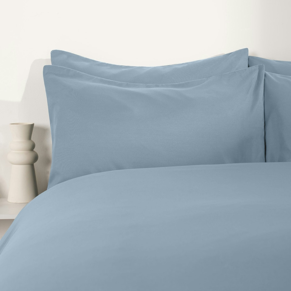 image 1 of OHS Soft Microfibre Plain Duvet Cover and Pillowcase Set, King - Blue