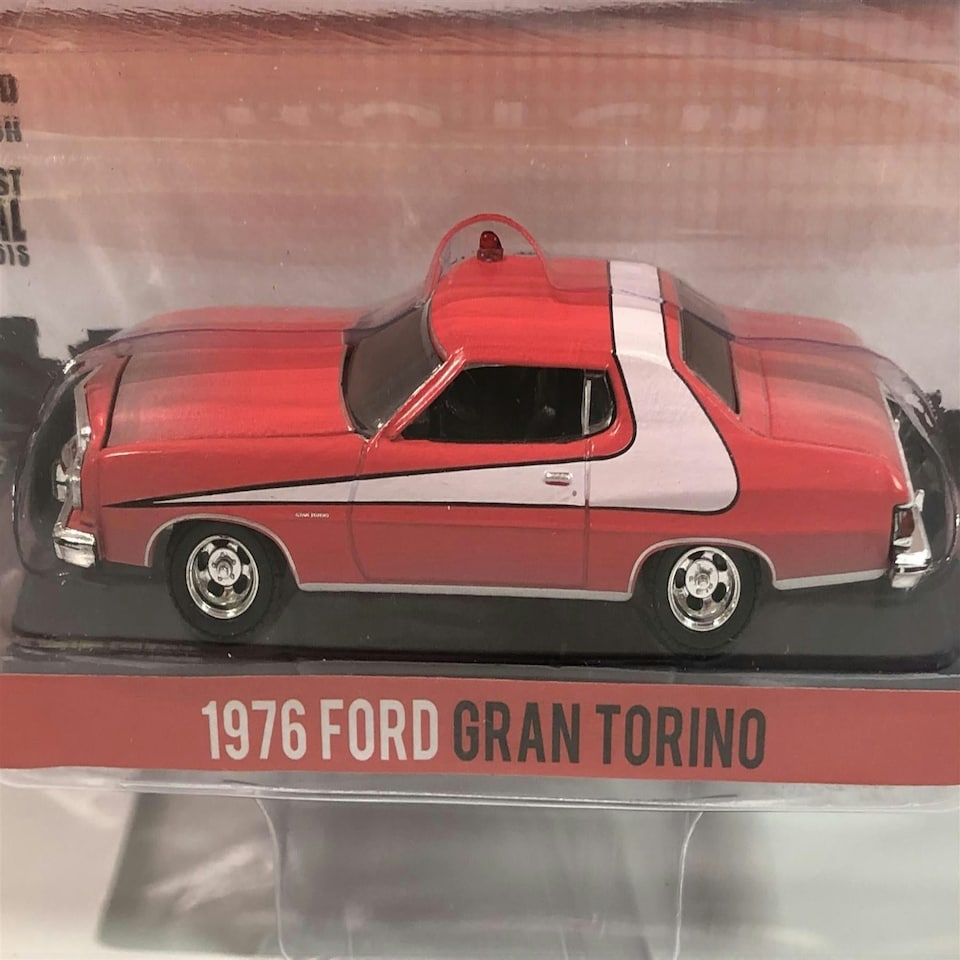image 1 of Starsky and Hutch 1976 Ford Gran Torino Weathered 1:64 Greenlight 44855F