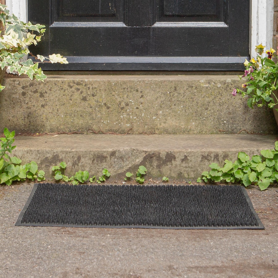 image 1 of Nicola Spring Heavy Duty Rubber Door Mat - 60cm x 40cm - Black - Classic