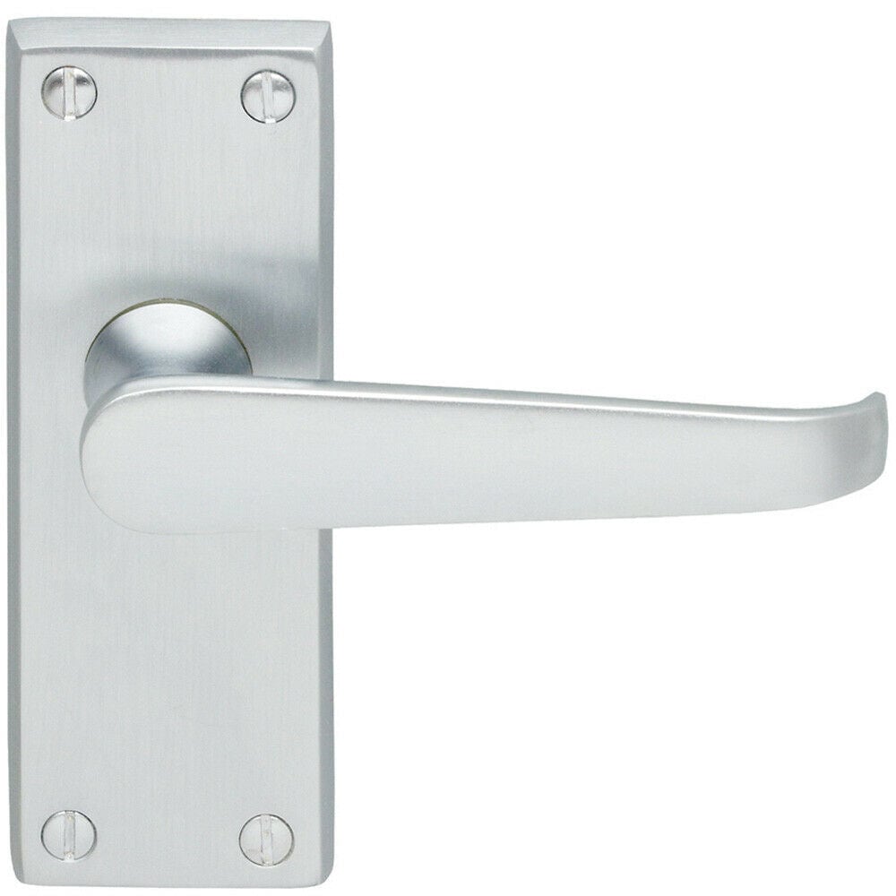 Loops Straight Victorian Lever on Rectangular Latch Backplate Handle Satin Chrome