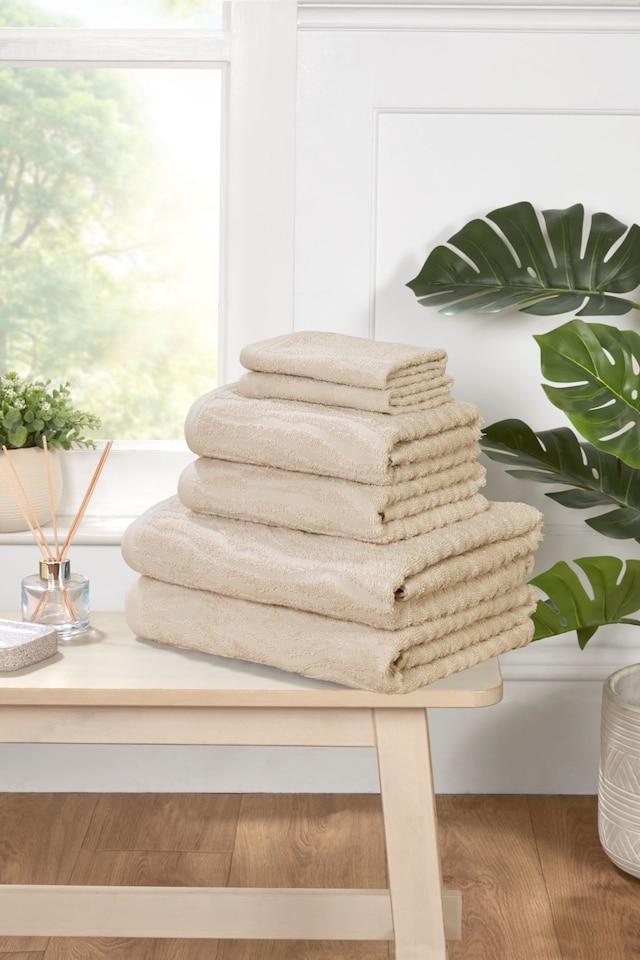 image 1 of Safari Cotton Luxury Towels Soft and Absorbent | Brown | Hand towel