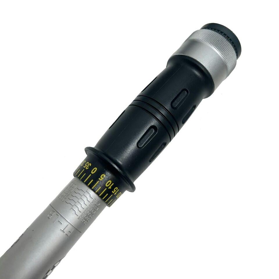 image 1 of 3/4" Drive 34" Torque Wrench Metric Ratchet 100 - 500Nm TE743
