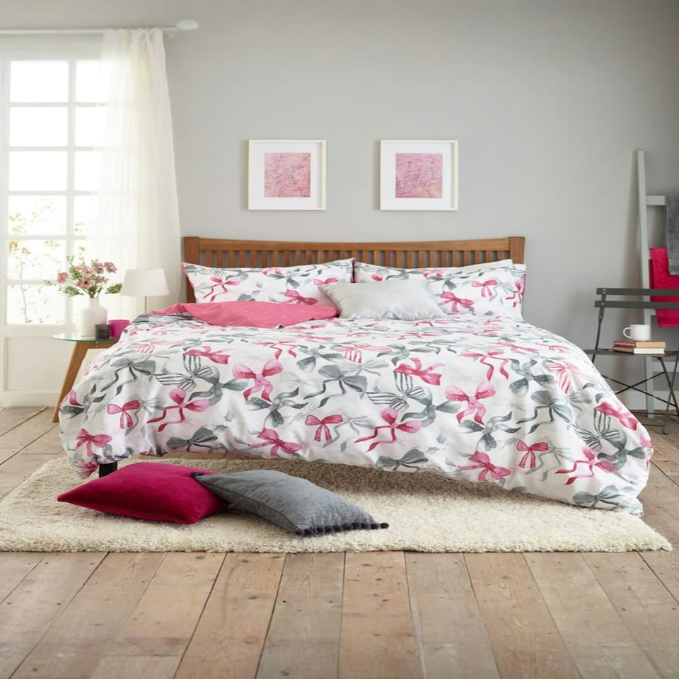 image 1 of Bows Design Cotton Rich Duvet Cover Set – 200 Thread Count Soft & Breathable Bedding | Pink | Super King
