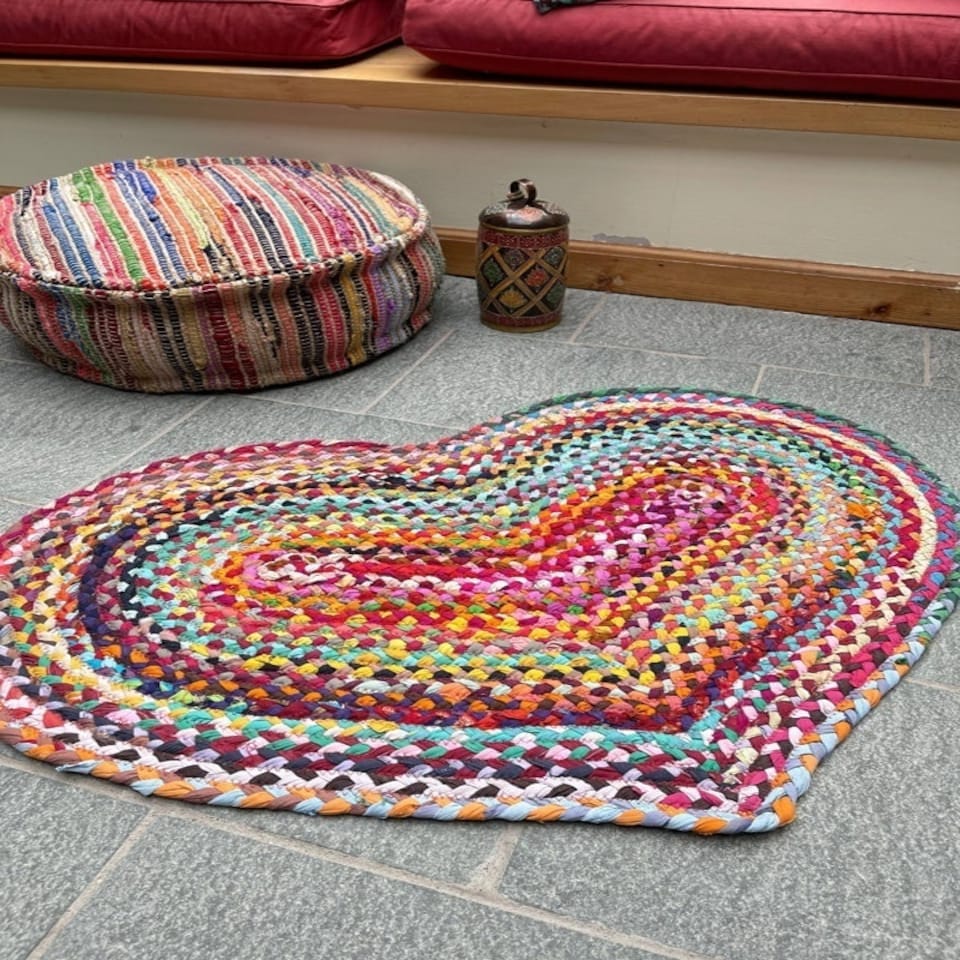 Prem Love Heart Rug in Multi Colour Recycled Fabric 60 cm x 90 cm - L60 x W90 - Multicolour Multi