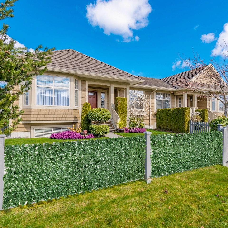 image 1 of Outsunny Artificial Leaf Hedge Panel Garden Fence Privacy Screen on Roll 1m x 3m