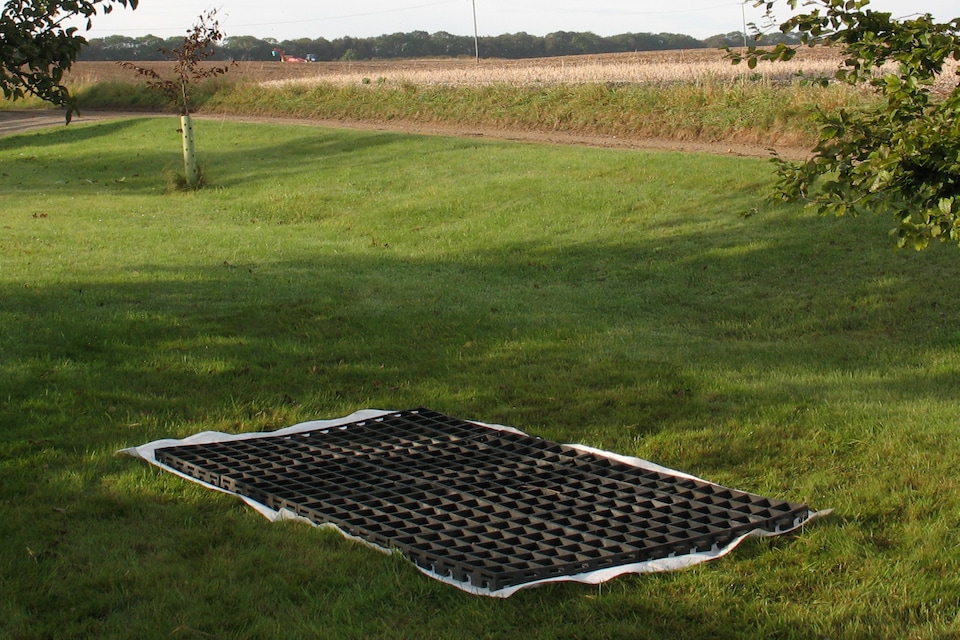 image 1 of Ecobase Fastfit Shed Base Kit 20x10ft Garden Buildings - supports 240 tonnes/m2 - includes heavy duty membrane and delivery | Black | 20x10ft
