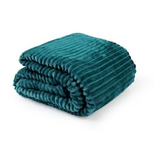Dahlia Fleece Throw in Emerald Green (55" x 78")