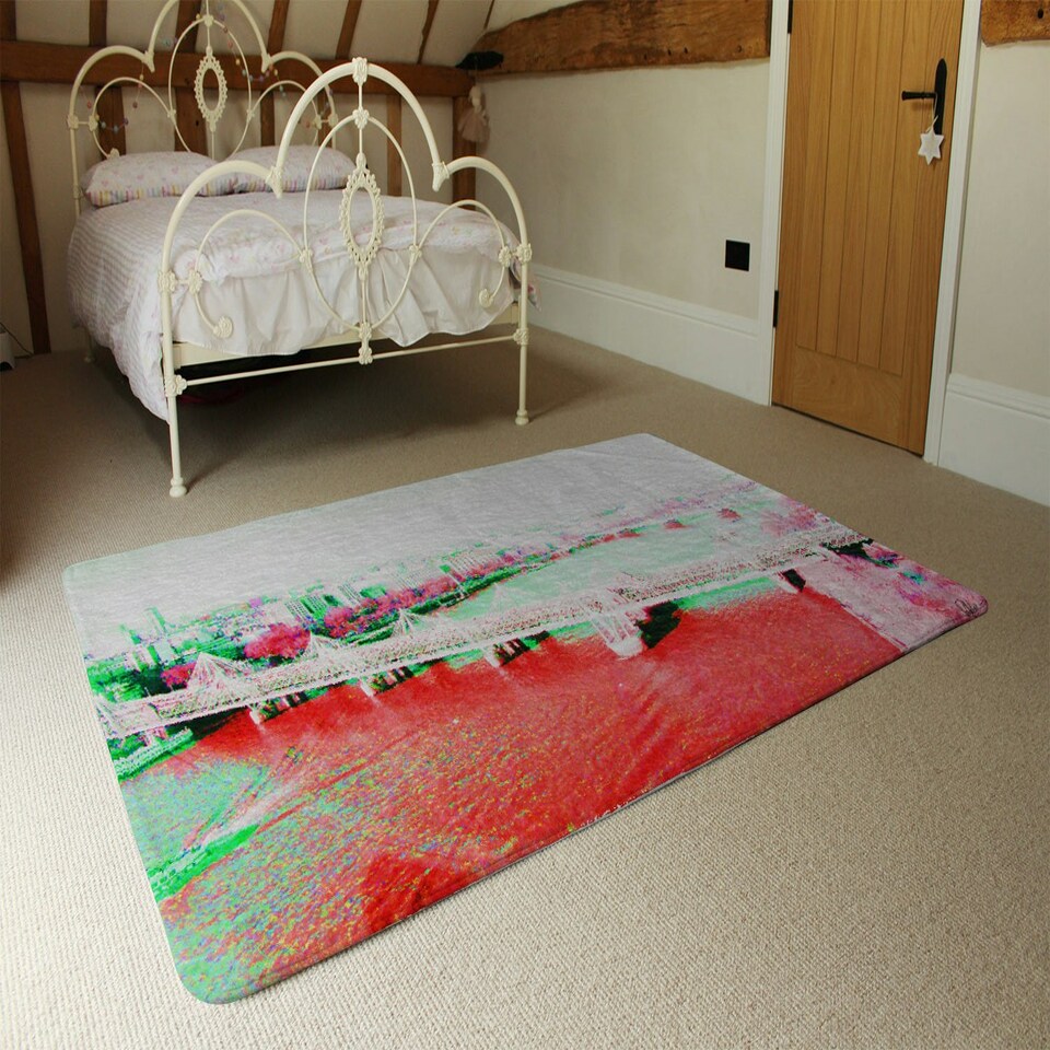 image 1 of LONDON EYE View RED (Rug) Red | XL: 160x230cm
