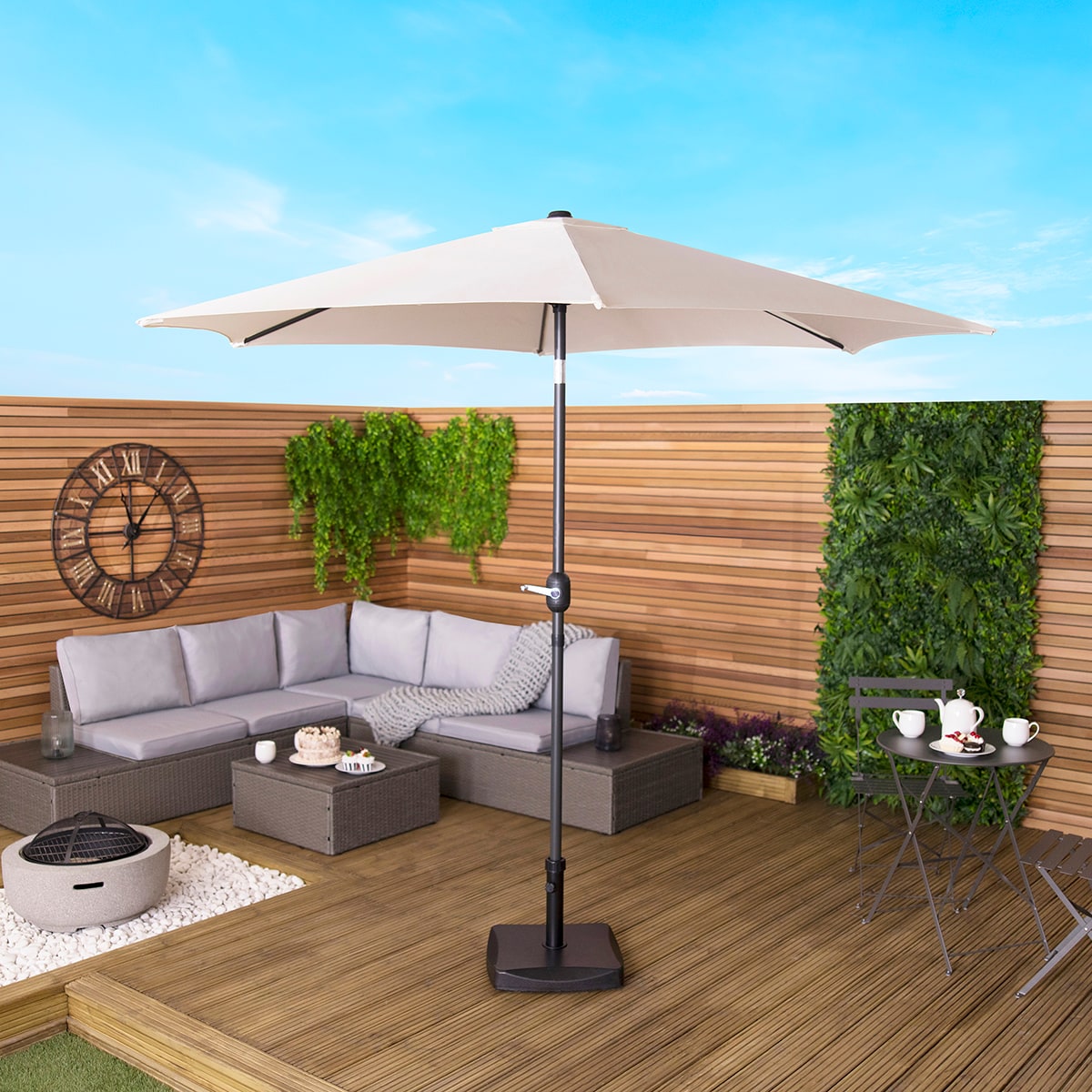 Charles Bentley Garden Metal Patio Garden Umbrella Crank & Tilt - Cream