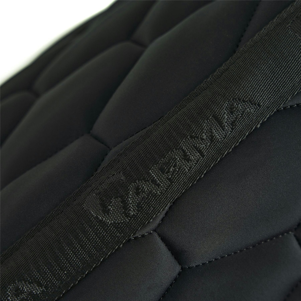 image 1 of Shires Arma Eltar Jump Saddlecloth Grey | Size: 15-16.5 Inch
Colour: Grey