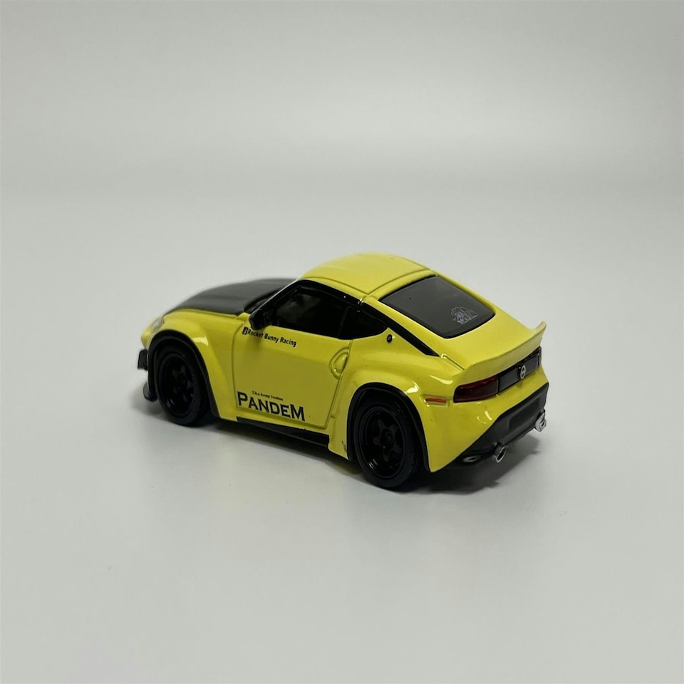 image 1 of Nissan Z Pandem Ikazuchi Yellow RHD 1:64 Mini GT MGT00752R