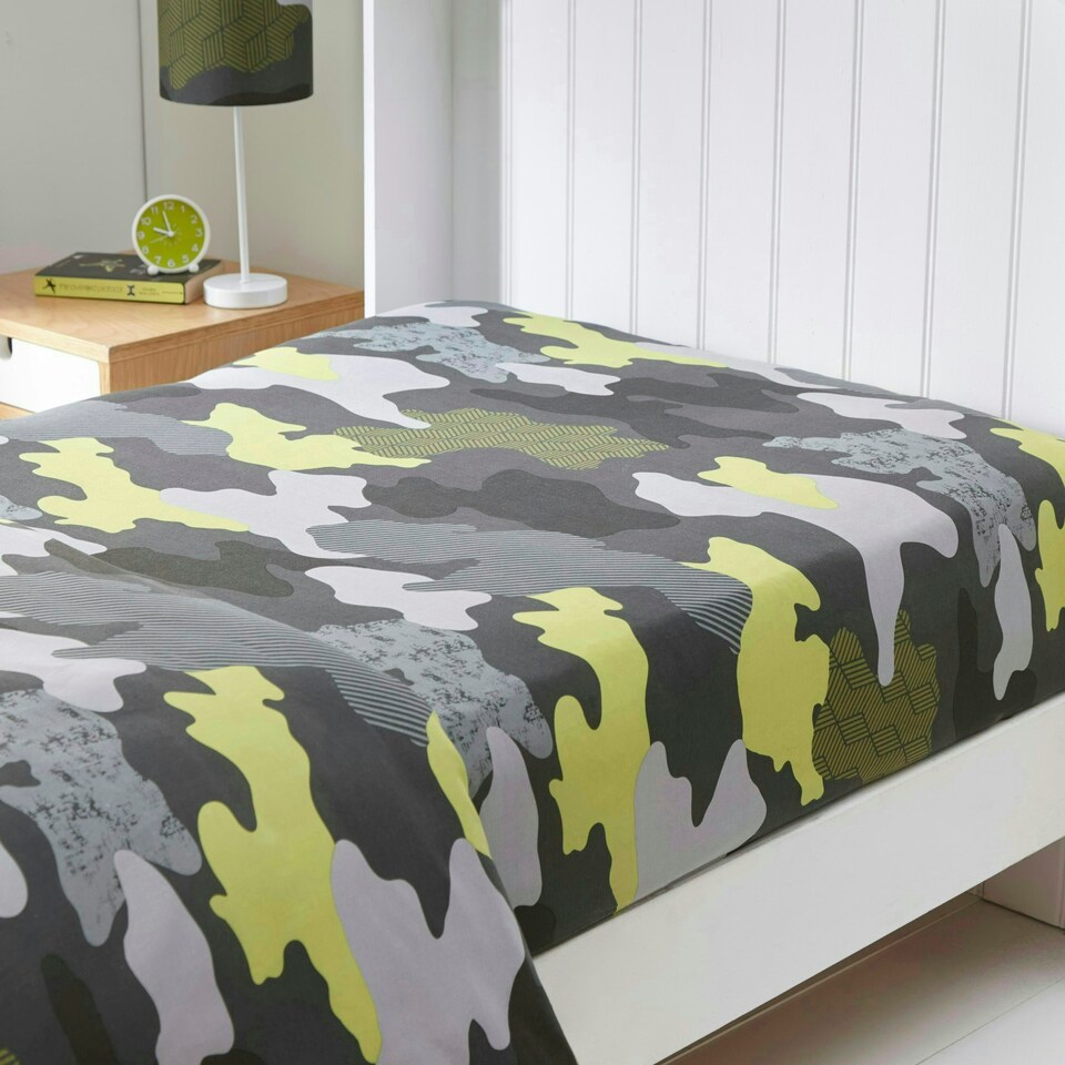 image 1 of Camo Double Fitted Sheet