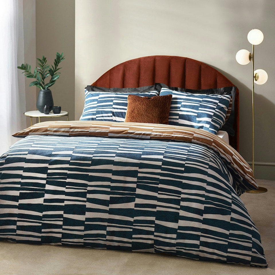 image 1 of Hoem Piper Abstract Cotton Rich Reversible Super King Duvet Cover Set