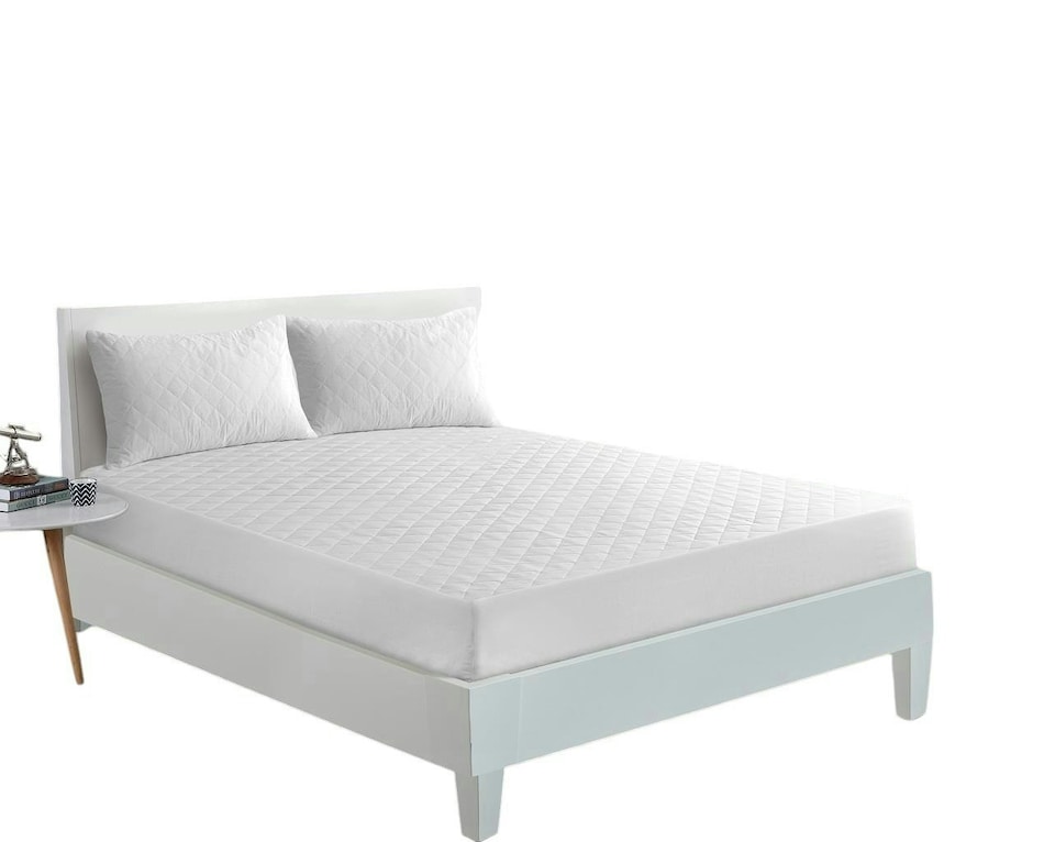 image 1 of Quilted 4ft Mattress Protector