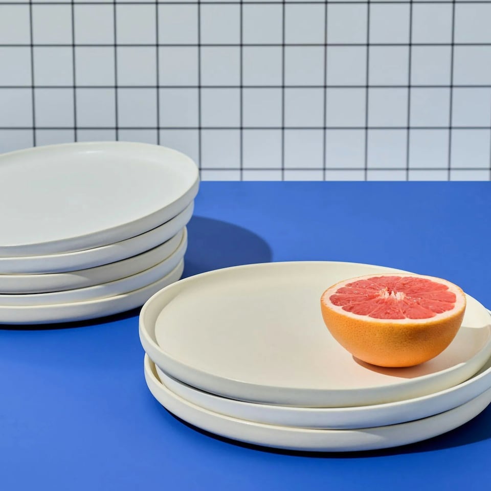 image 1 of Curateology LoHo Set of 4 Stoneware Dinner Plates 26cm - Reactive Glaze Ivory