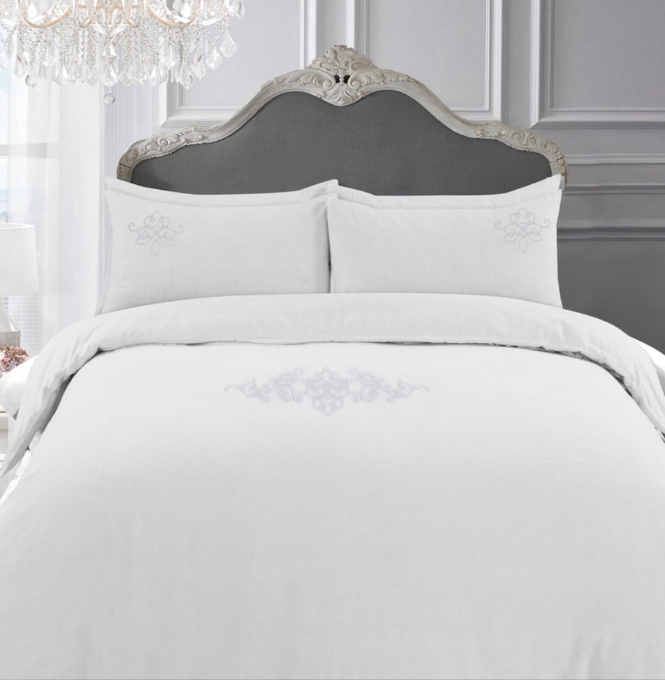 image 1 of Sweet Dreams Grosvenor Scroll 100% Egyptian Cotton 330 Thread Count Duvet Cover
