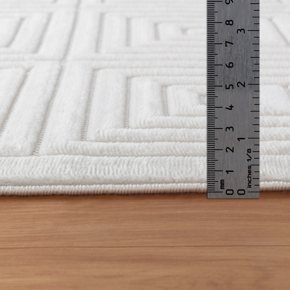 image 1 of LIVABLISS Le Mans-Modern 3D High & Low Pile Textured In- & Outdoor Rug 80 x 150 cm | White