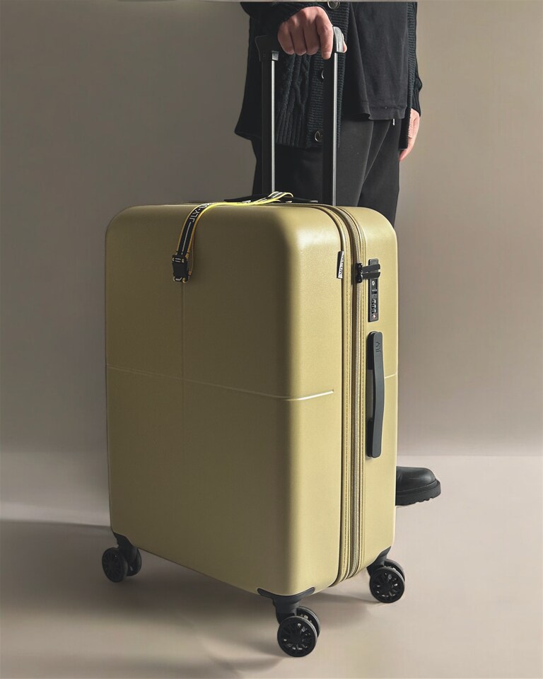 image 1 of Premium Medium Expandable 100% Makrolon PC Hard Shell Suitcase