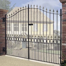 Balmoral Premium Spear Top Tall Bow Top Double Gate - Steel - Fits Gap 2743 mm x 2082 mm High - Electro Galv./Black Powder Coated | Black | 1