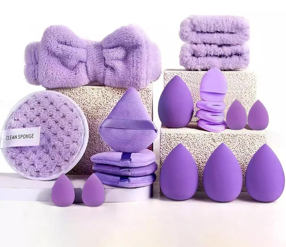 Dyzi 20-Piece Purple Makeup Kit Complete Set with Soft Brushes Beauty Blender & More