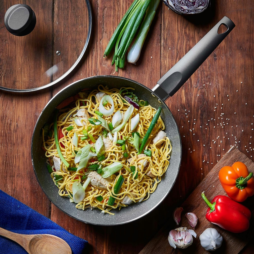 image 1 of VonShef Non-Stick Wok, Aluminium with Marble Finish, Lid & Stay Cool Handle, 28cm