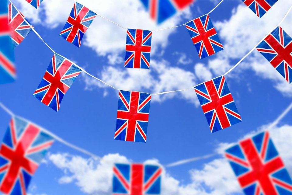 image 1 of 33ft/10m Great Britain Union Jack Bunting Garland Banner with 20 Flags | Multi